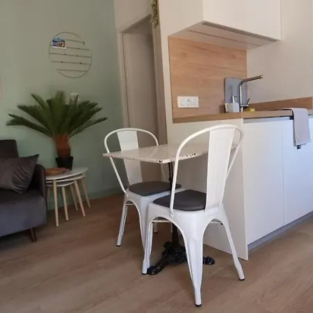 Lejlighed T2 Coeur De Village Avec Stationnement